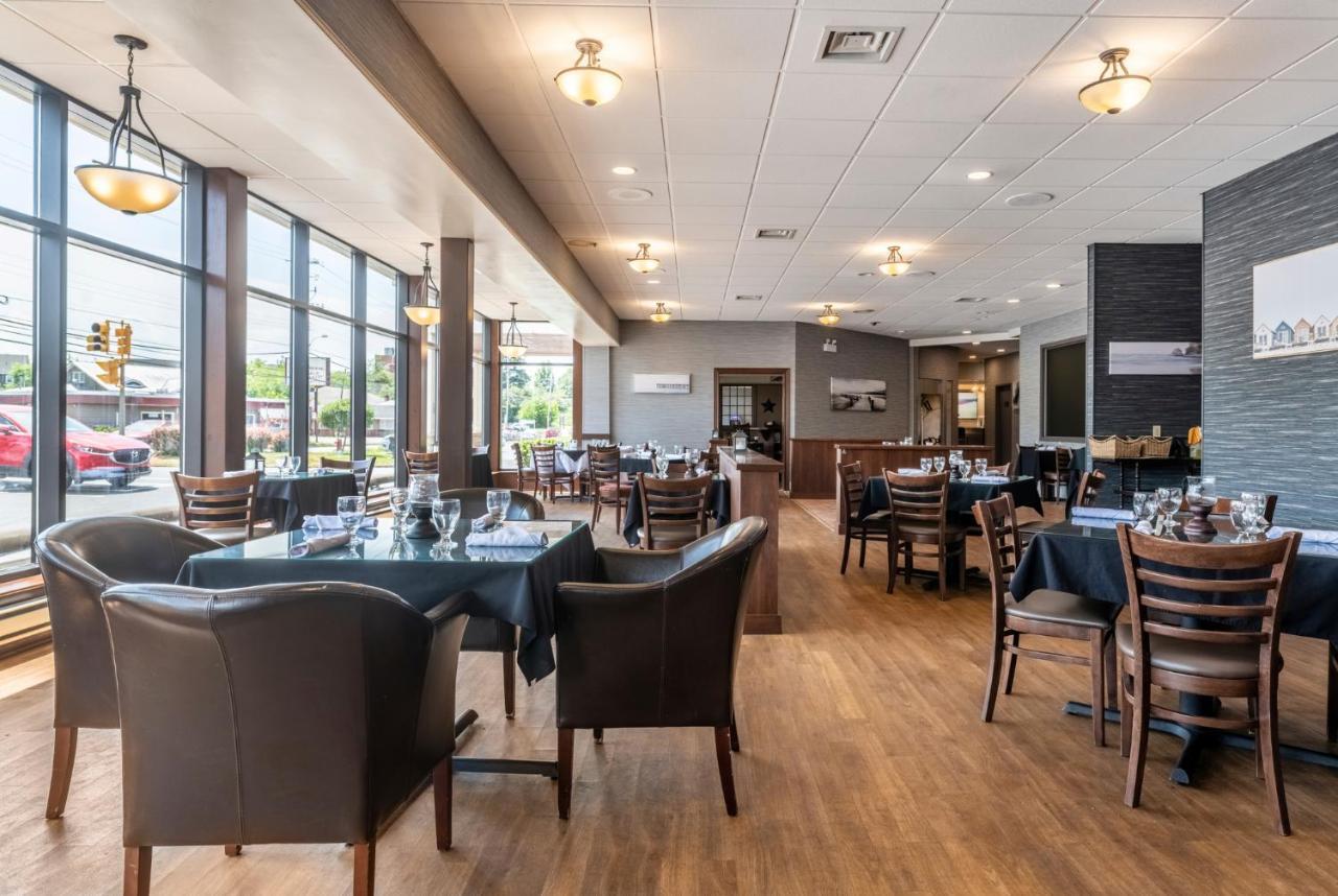 Glengarry Extended Stays Truro Esterno foto