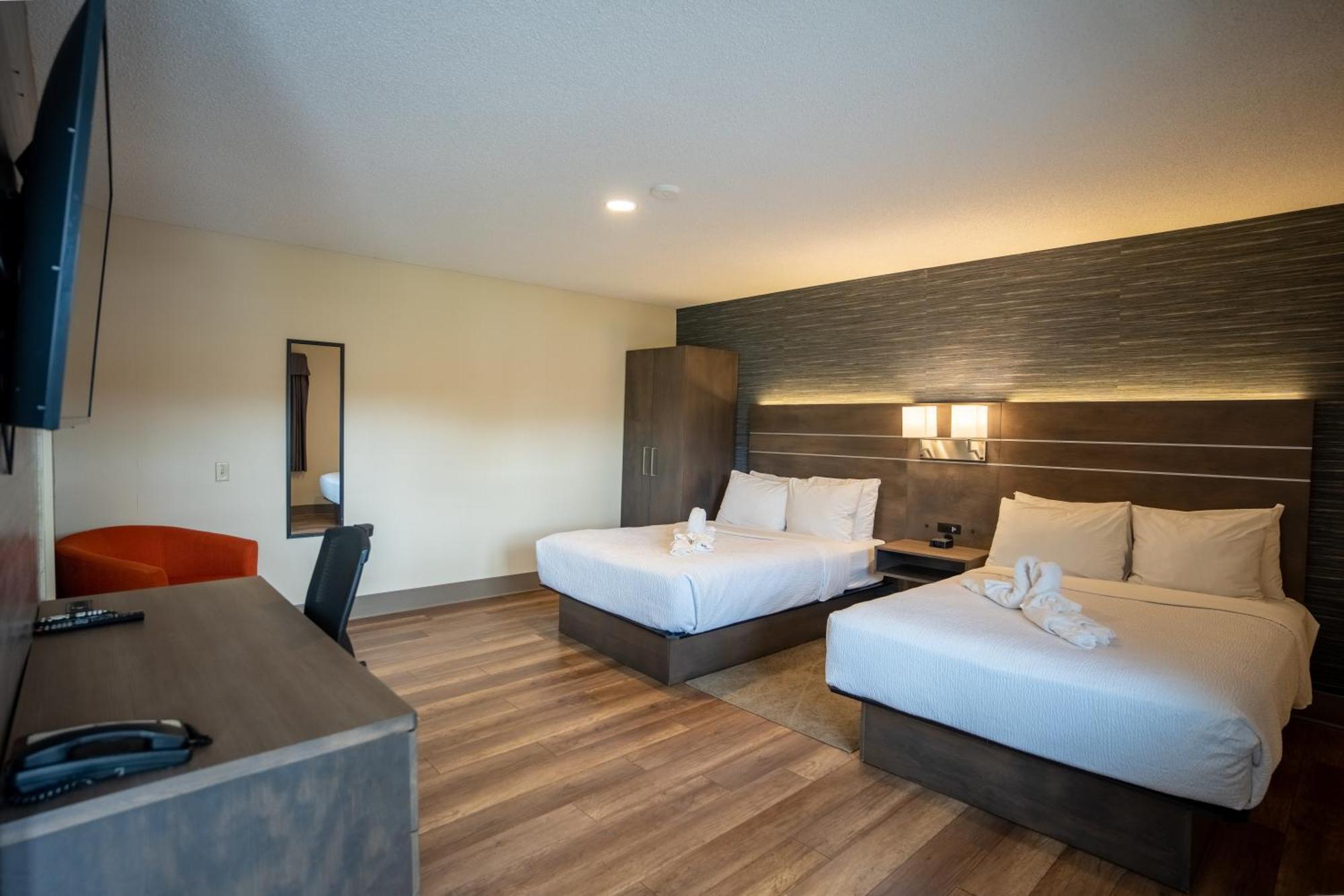 Glengarry Extended Stays Truro Esterno foto